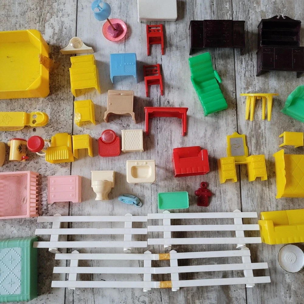 VTG Marx Toys Plastic Dollhouse Furniture & Accessories -Huge 50+ Piece Lot READ